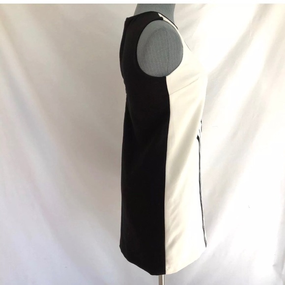 Victoria Beckham Sheath Flower dress NWT Sz L - Picture 4 of 7